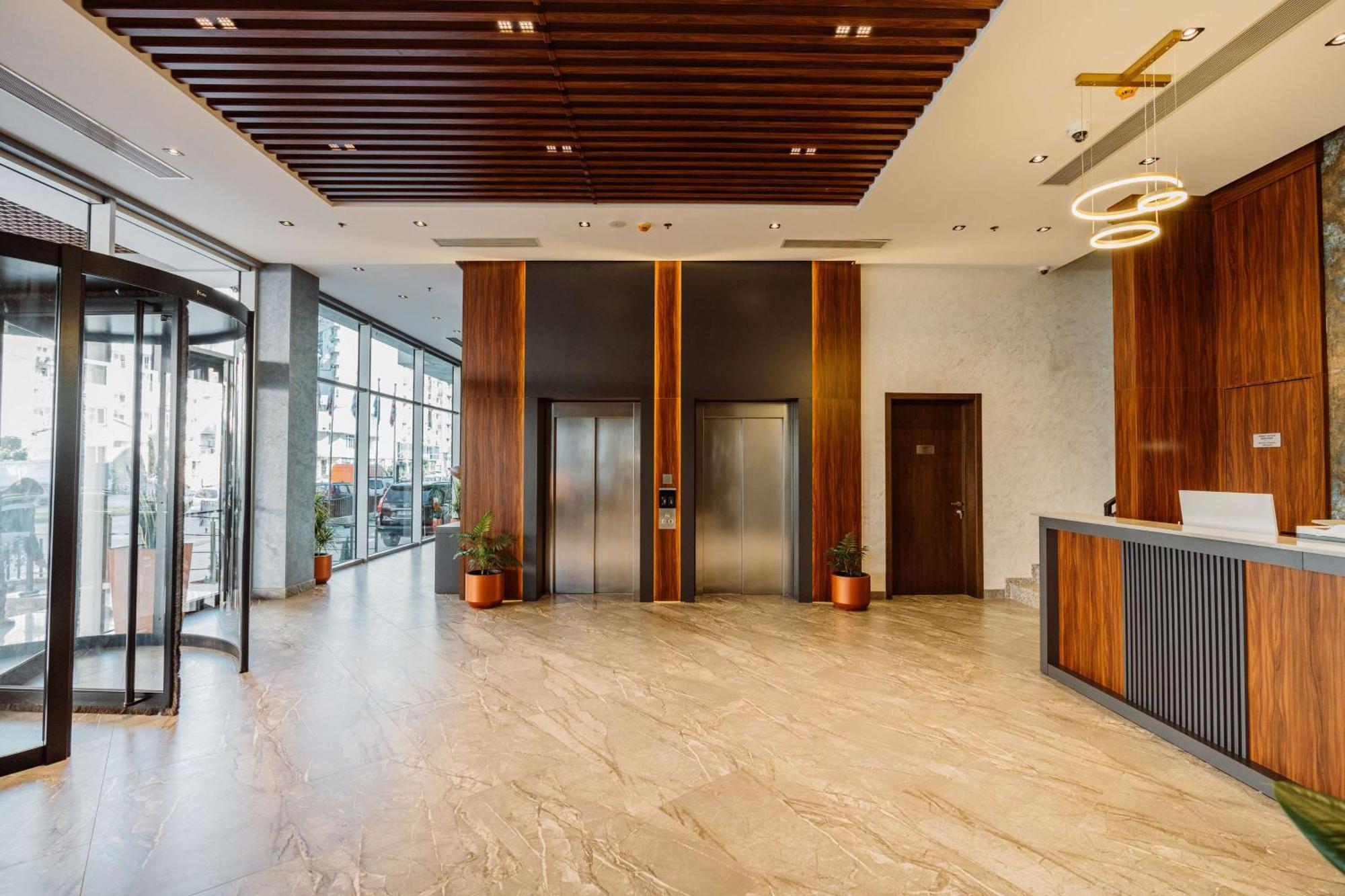 Best Western Plus Batumi Exterior photo