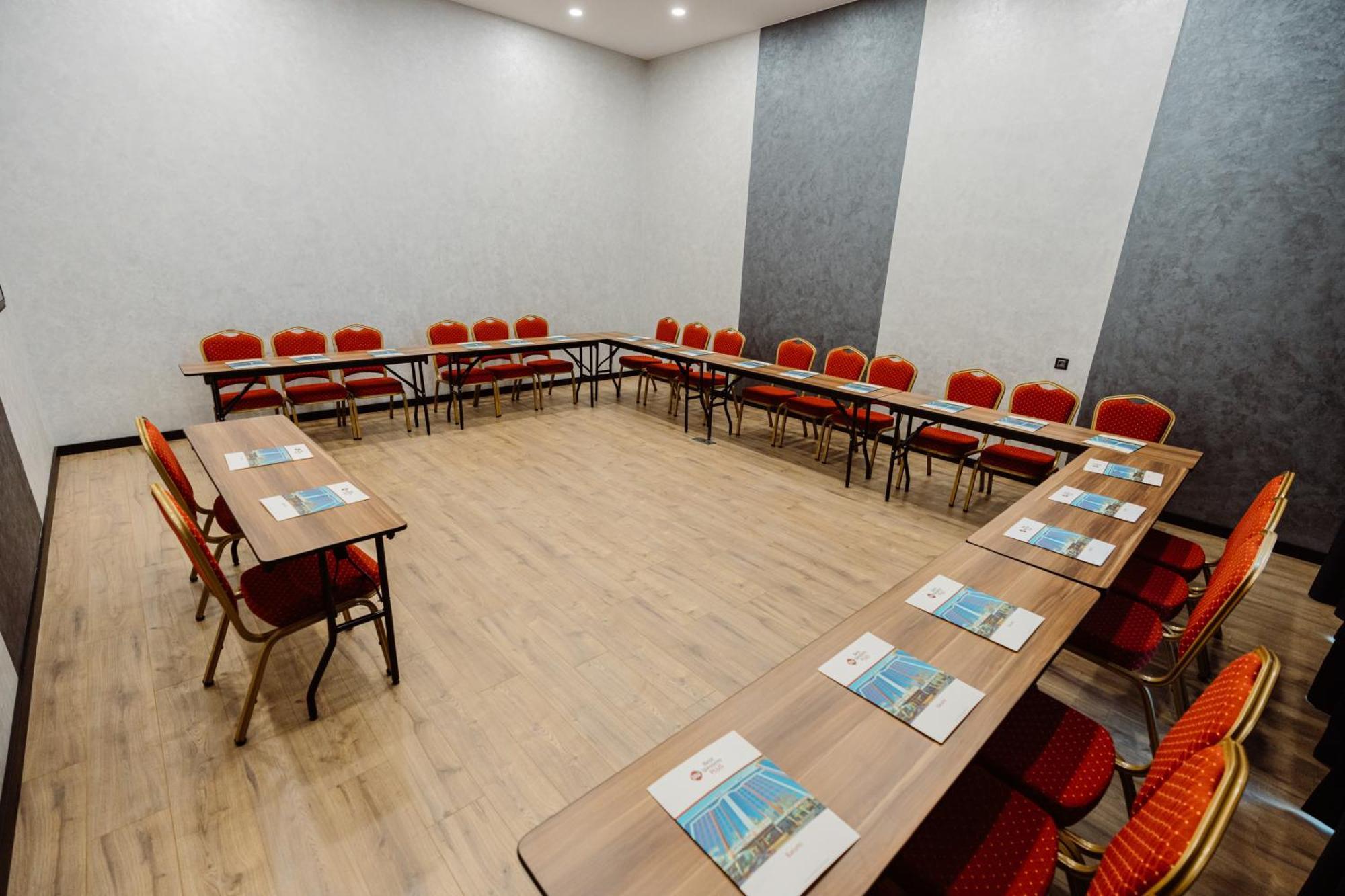 Best Western Plus Batumi Exterior photo