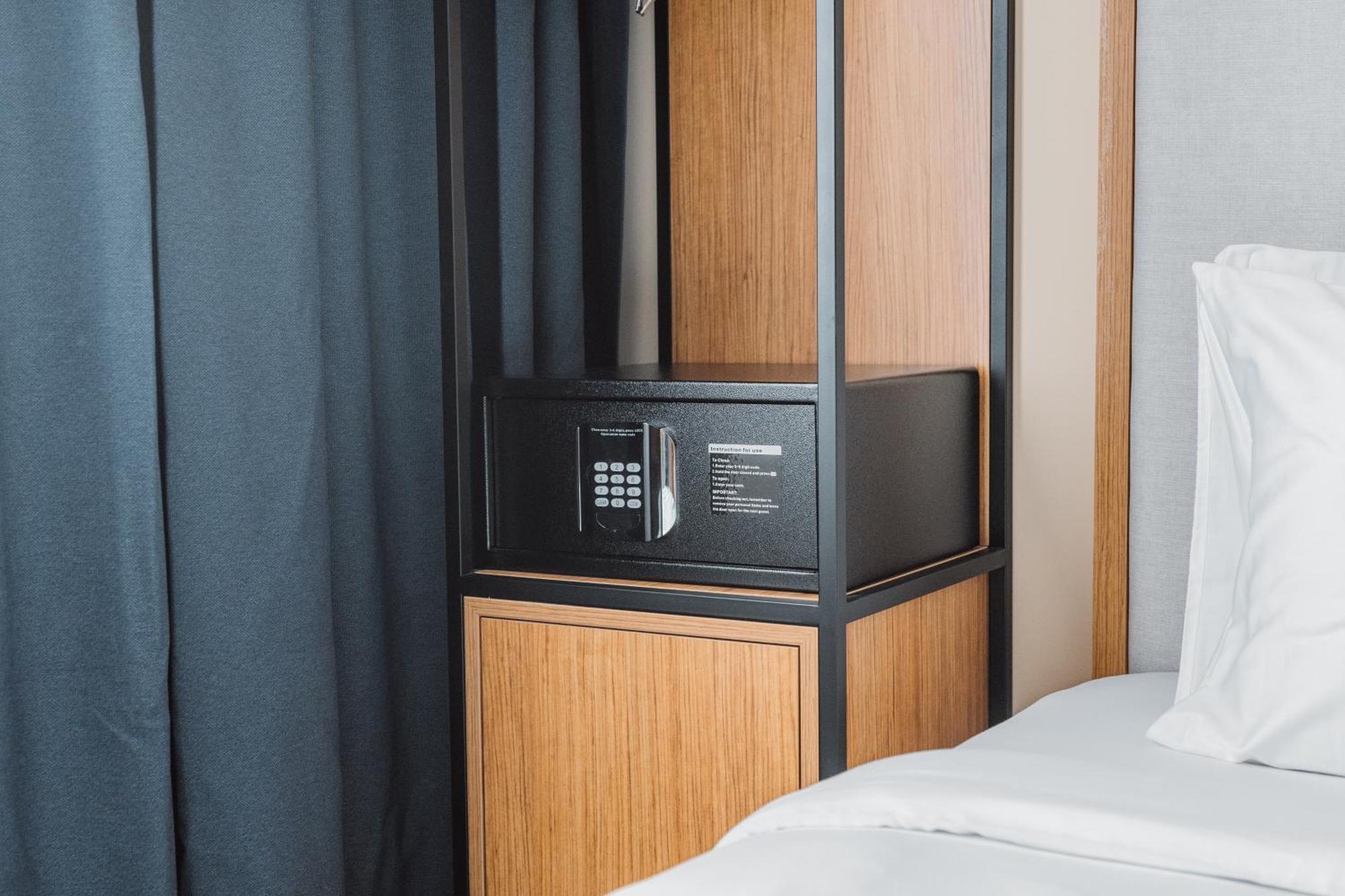 Best Western Plus Batumi Exterior photo